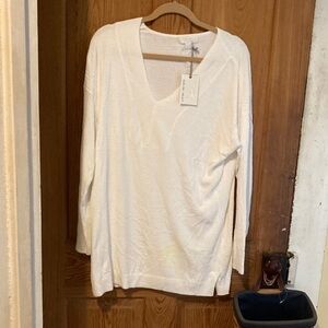 Barefoot Dreams v top nwt white Large
